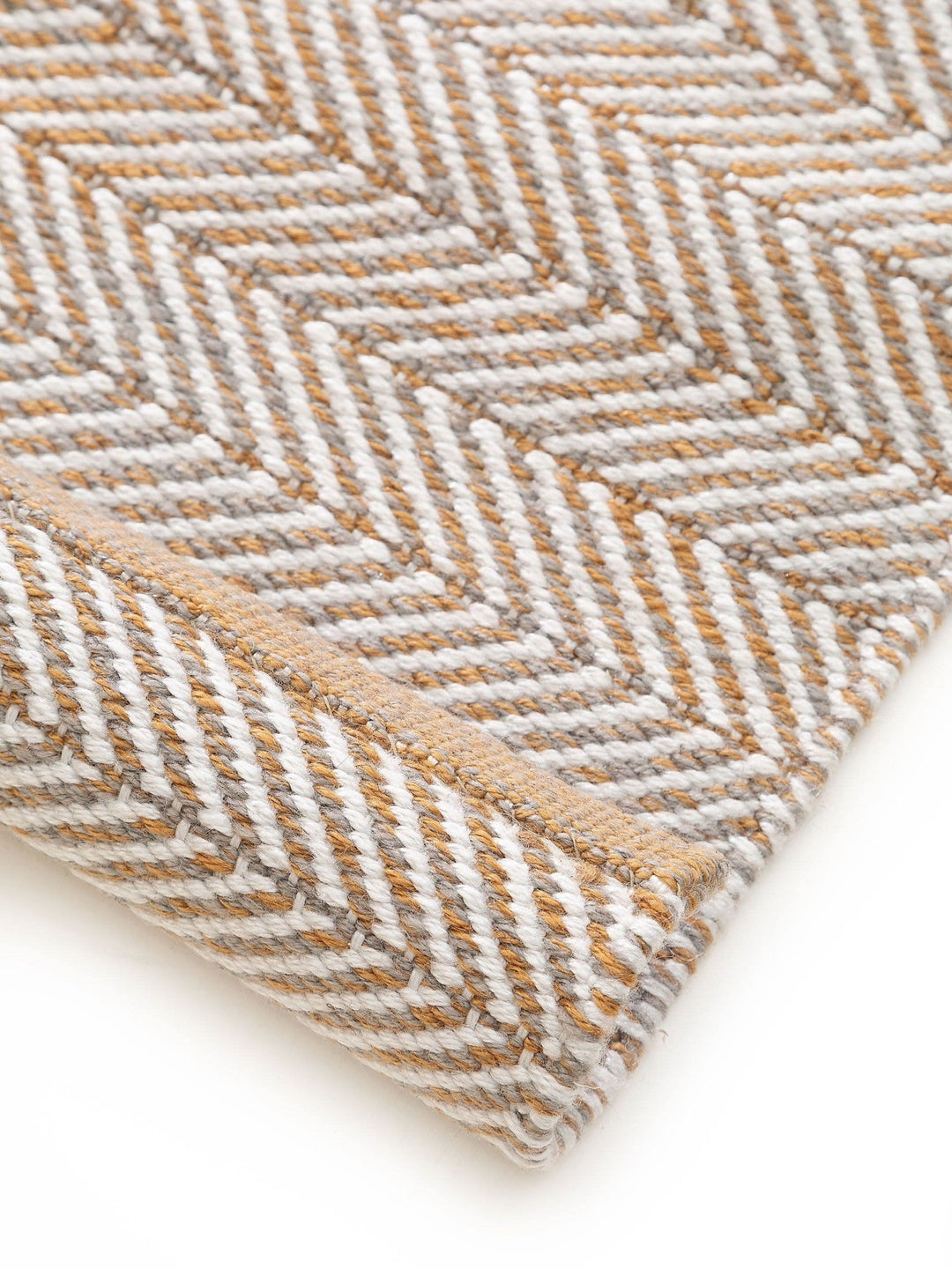 Teppich aus recyceltem Material Rio Hellbraun - benuta PLUS - RugDreams®