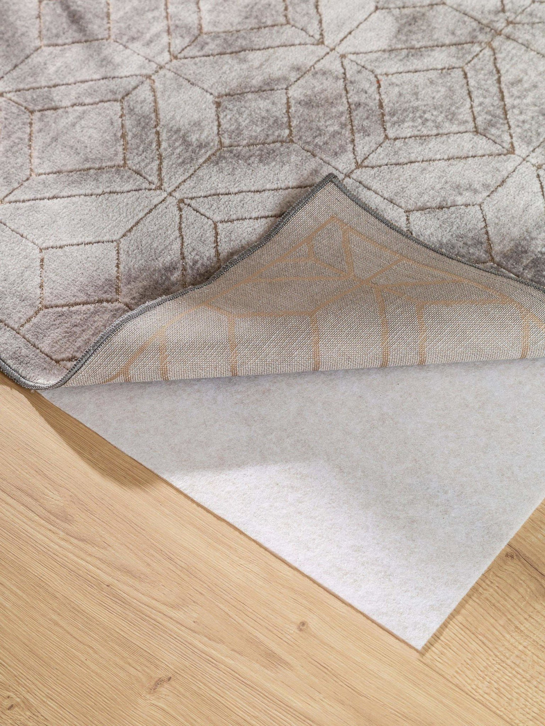 Teppich Daisy Grau 66x110 cm - benuta TRENDS - RugDreams®